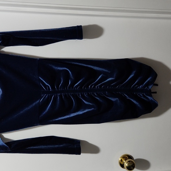 XS Dark Blue Velvety Dress - Picture 3 of 6